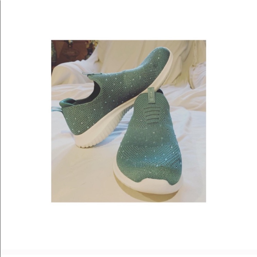 Skechers Air-Cooled Memory Foam Rhinestone Sneaker